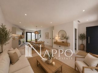 Casa adossada  Carrer marina. Espectacular dúplex adosado de obra nueva junto al puerto en la
