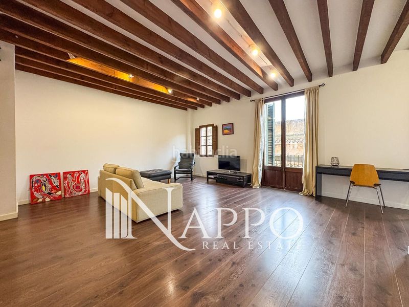 Foto 52f7f7bf-8f90-47de-85f0-3de1f69687c5. Piso elegante piso con esencia mallorquina en las ramblas en Palma de Mallorca