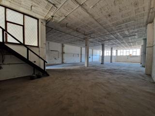 Nau industrial a Lezo. Se vende nave en poligono de iturrin