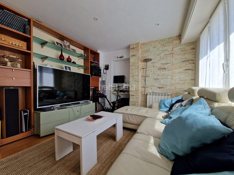 Foto 20622d43-4275-4e56-a344-cb88e45650f7. Piso se vende piso en calle zabeleta, Gros en Gros Donostia - San Sebastián