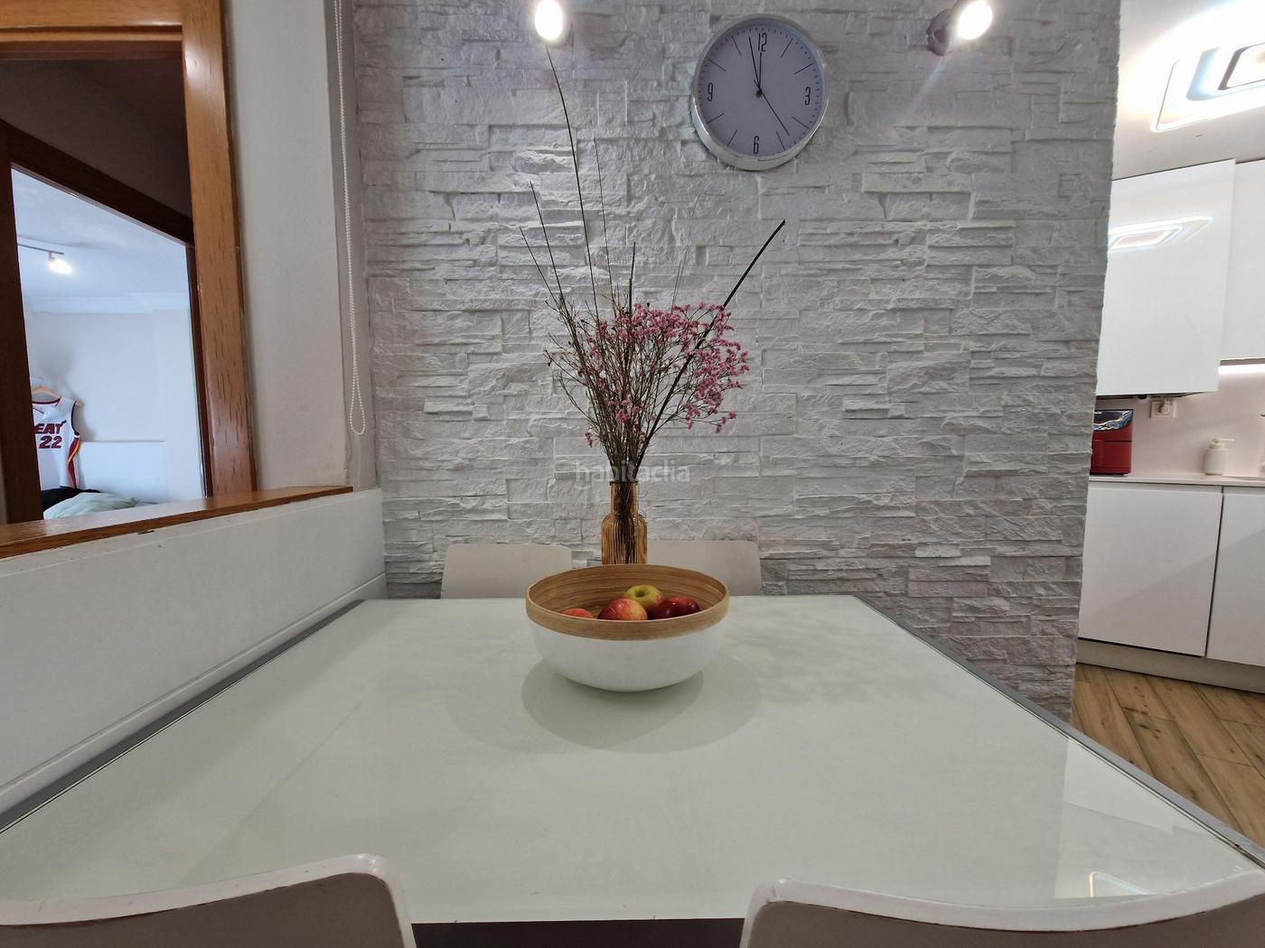 SE VENDE PISO EN CALLE ZABELETA, GROS Donostia - San Sebastin