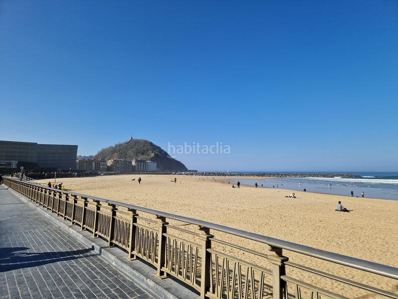 Foto c690c47a-2431-43da-95f2-74df3c5a6765. Piso se vende piso en calle zabeleta, Gros en Gros Donostia - San Sebastián