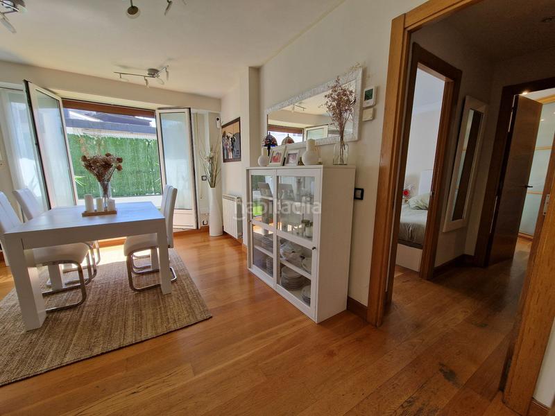 Foto cc10e5c8-15bd-447e-8700-4aefbf3c16b3. Piso se vende piso en calle zabeleta, Gros en Gros Donostia - San Sebastián
