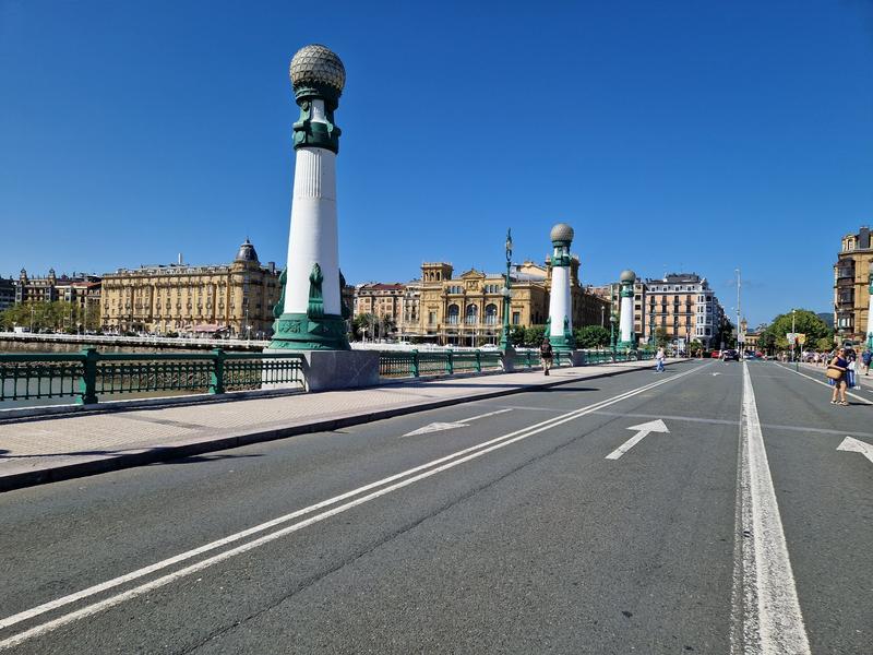 Foto 58ea909f-8b0a-4a86-abca-72dda3fb9ed3. Alquiler piso se alquila piso en reina regente, centro en Donostia - San Sebastián