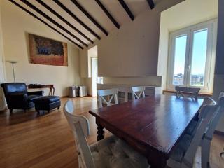 Flat in reina regente