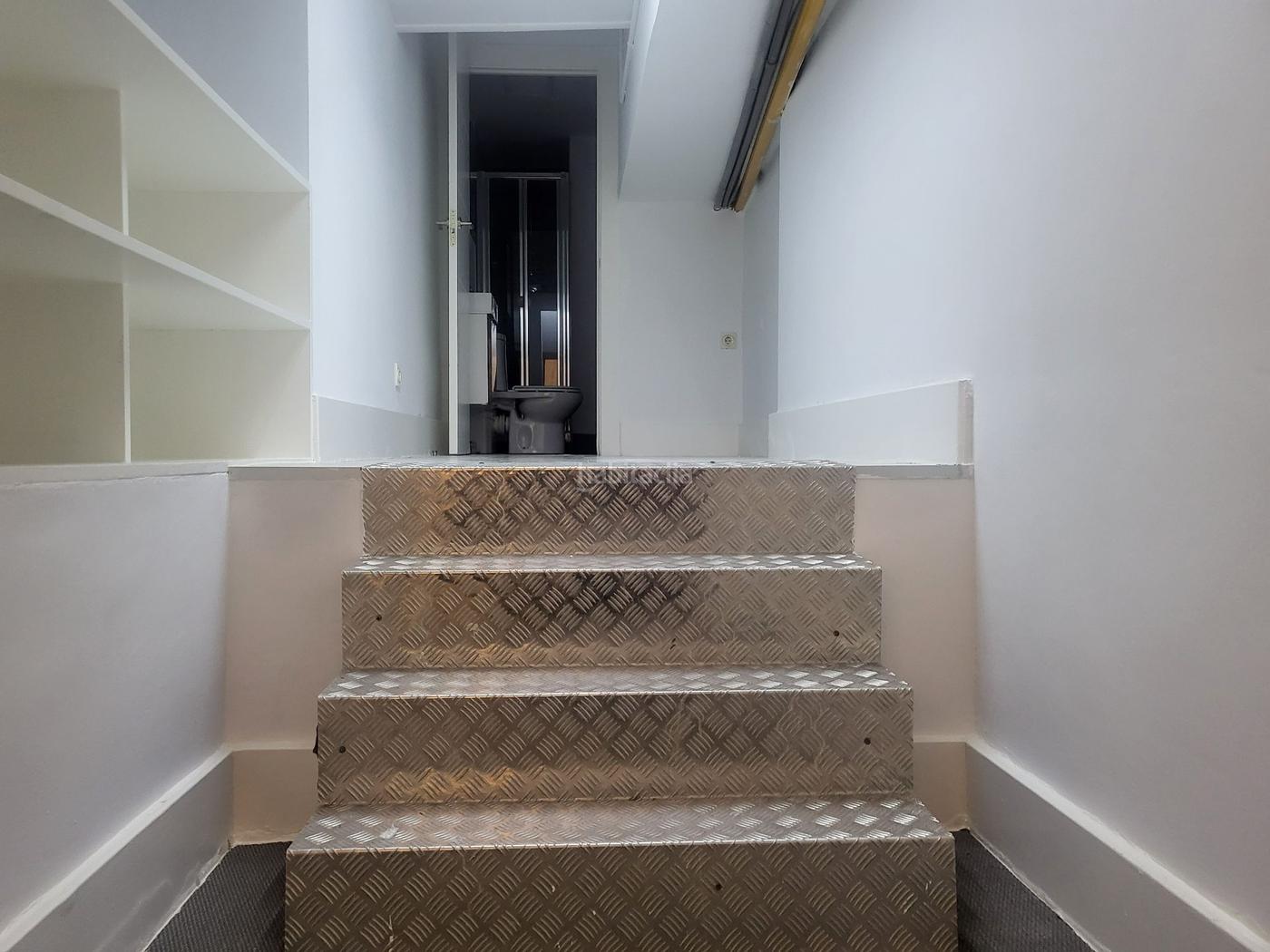 SE ALQUILA OFICINA EN CIPARRAGUIRRE, GROS Alquiler Donostia - San Sebastin