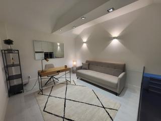 Rent Office space in Gros. Se alquila oficina en ciparraguirre, gros