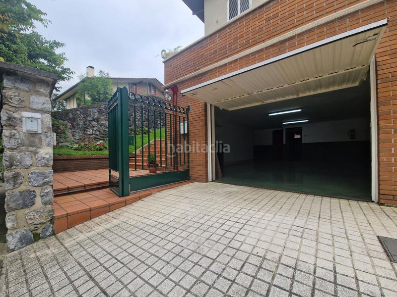 Foto 185183fc-a99c-4a95-a875-bdf4d6da0229. Casa chalet pareado en venta en karobieta auzoa en Hernani