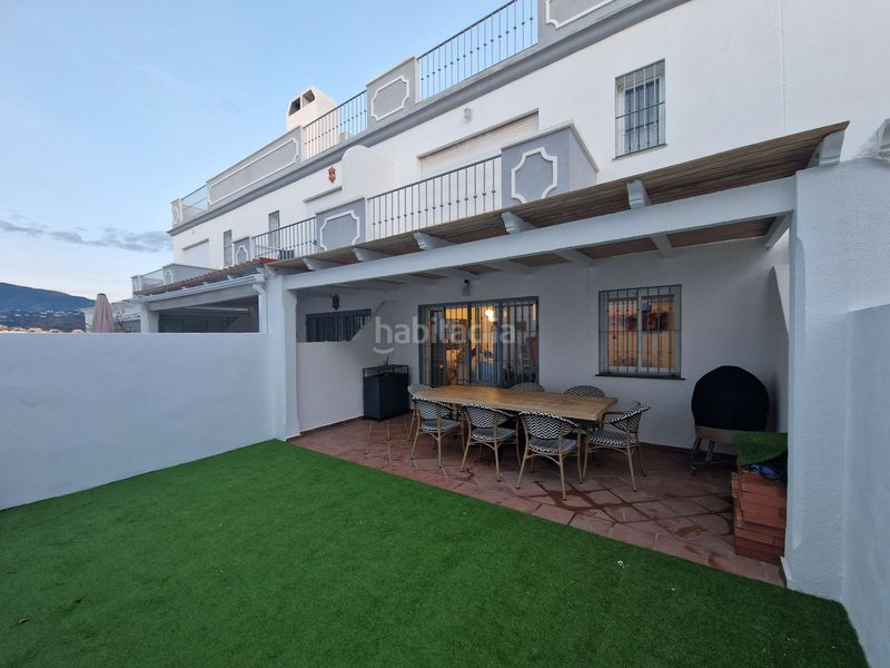 Foto 7a9d79ab-bab1-40d5-8f04-d1cdfb83f11f. Casa amb piscina a Nueva Atalaya Estepona