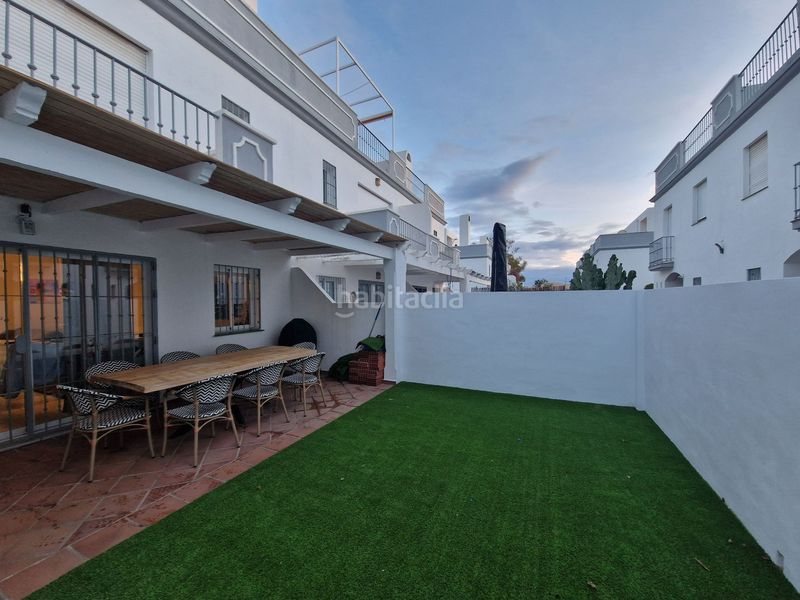 Foto a83c3741-2eda-4200-bfbe-e775164128e0. Casa amb piscina a Nueva Atalaya Estepona