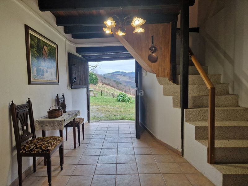 Foto 1893999f-47d7-47e3-9f63-d7cea087008c. Masia amb calefacció aparcament a Mendaro