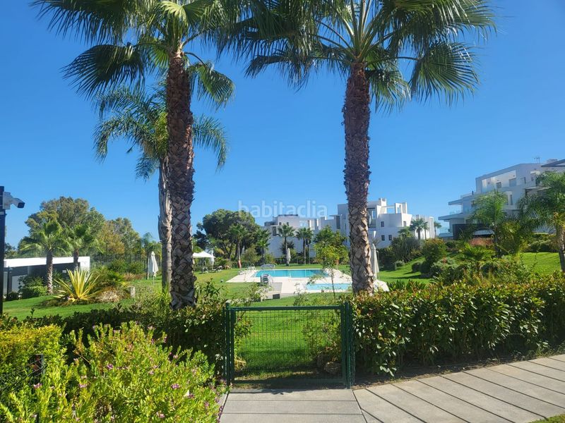 Foto 0dd73761-fcfa-4624-8417-c7f10bbfaeea. Pis amb calefacció aparcament piscina a Zona de Punta Plata Estepona