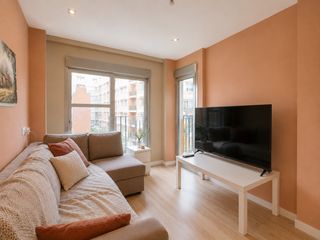 Flat  Azkuene. Piso en venta en calle azkuene