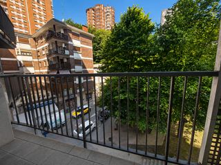 Flat  Azkuene. Piso en venta en calle azkuene