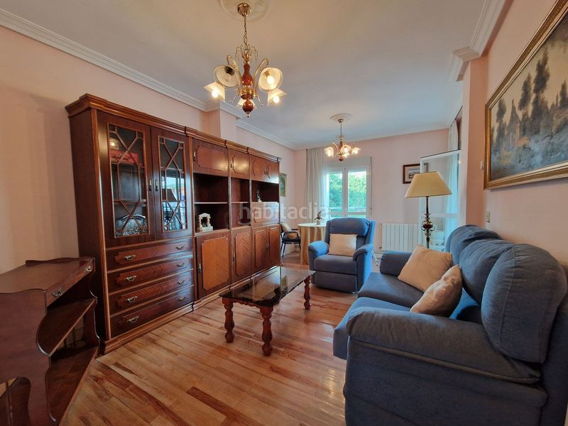 Foto b6f20c14-0700-4568-be69-ce2557053bd1. Etagenwohnung mit heizung in Hernani