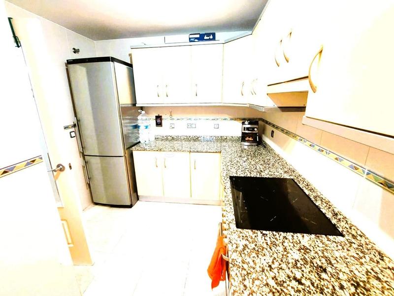 Foto 212d5cab-d7e1-454a-8910-67d85e6c12f5. Appartement mit parking pool in Juzgados - Plaza de Toros Benidorm