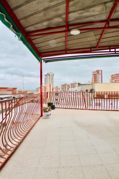 Foto cc618e0c-ec49-44fa-bd31-65214924ccbc. Ático espectacular atico en jaime i de 4 habitacion gran terraza y garaje opcional en Benidorm