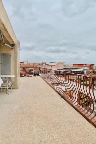 Foto eabadbd3-6859-4c2b-8a1e-a6ee0bbe855d. Ático espectacular atico en jaime i de 4 habitacion gran terraza y garaje opcional en Benidorm