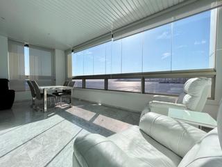 Apartamento en Rincón Alto. Primera línea  de lujo y moderno en rincon de loix con espectacu