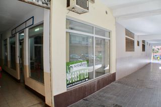 Local Comercial  Calle urano. Local comercial en rentabilidad   centro de benidorm