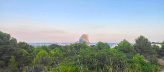 Terreny residencial a Benicolada - Las Adelfas. Terreno urbano con vistas al mar en calpe