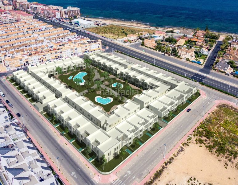 Foto f420dbd9-c09d-4637-98e8-e10b9aa897b8. Casa amb aparcament piscina a La Veleta Torrevieja