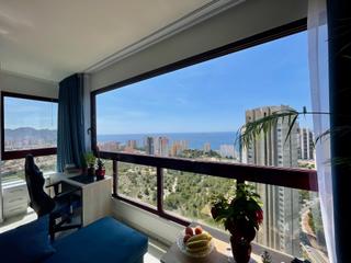 Apartment en Via Parque. Fantstico piso en venta con vistas panormicas a las playas de