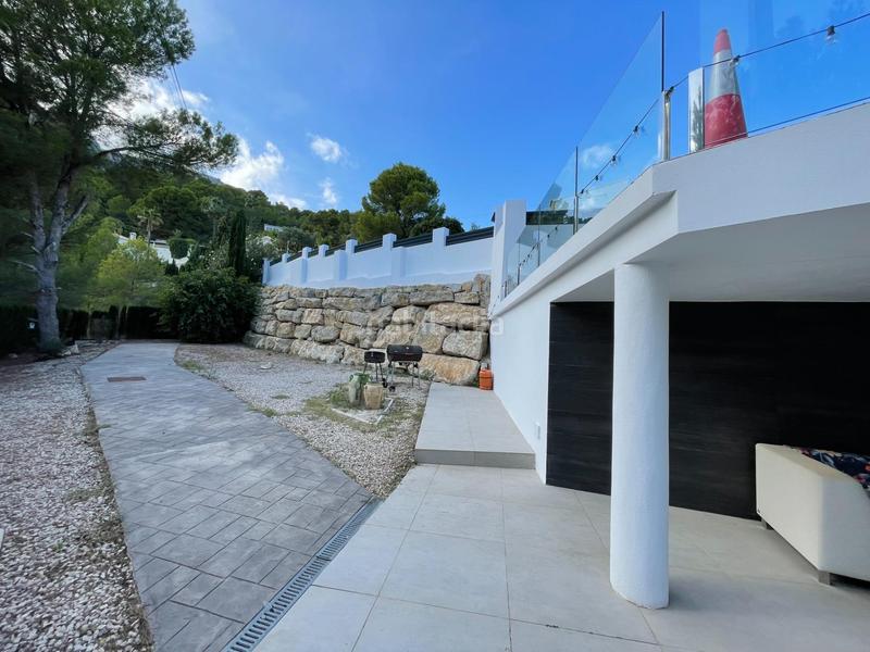 Foto 078f97f1-b1c9-4813-ad43-79a393879dc3. Xalet amb calefacció aparcament piscina a Oltamar - Cucarres Calp