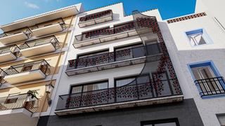 Edifici a Casco Antiguo - Puerto. Edificio en el casco historico para reformar en hotel o apartame