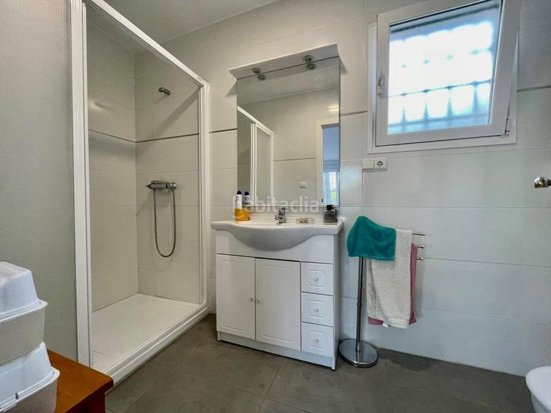 Foto 9c9c2e4b-8fb6-4d6d-a49e-79fc4b581627. Chalet with parking pool in Urbanizaciones Benidorm