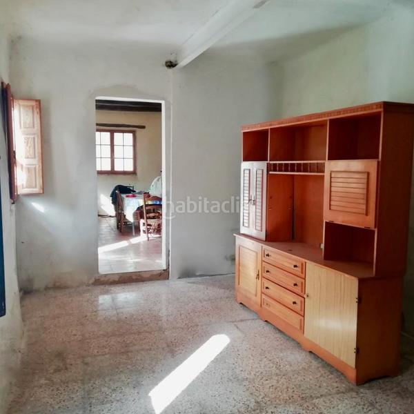 Foto 756accc6-fb2b-4914-94bc-4333a6cd04eb. Masia amb aparcament a Benimantell