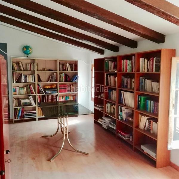 Foto 96112adb-34df-47ad-b0b0-e7d5d51b8bd0. Masia amb aparcament a Benimantell