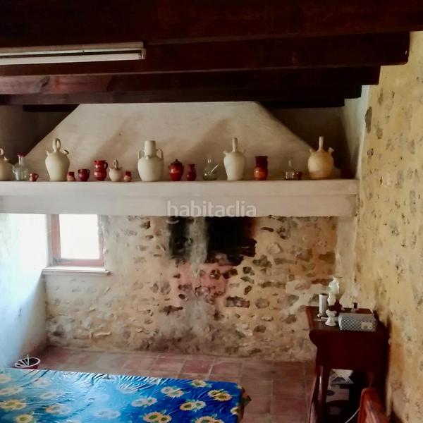 Foto ee54c34e-a195-4323-9632-3557c720b6a7. Masia amb aparcament a Benimantell