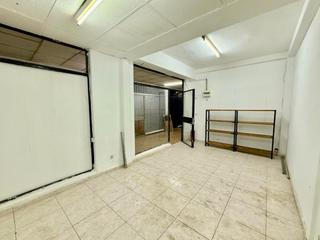 Local Comercial en Centro Urbano. Oportunidad única local comercial en el corazón de benidorm, a 1