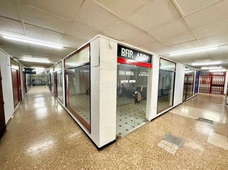 Foto ba7958b0-7be2-4aee-aef8-2a1dad9f7184. Local comercial a Centro Urbano Benidorm