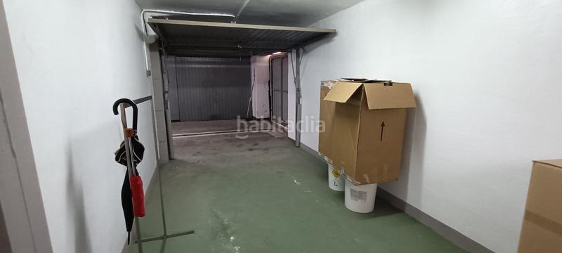 Foto 4b0e4fa6-a9d8-432a-af9d-b1d5b22990e2. Aparcament cotxe a Playa Levante Benidorm