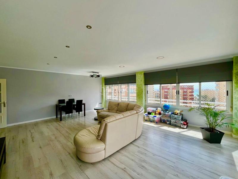 Foto f36cef46-fd3b-4603-b694-8c0020ee8e7e. Apartament amb aparcament piscina a Playa de San Juan Alicante