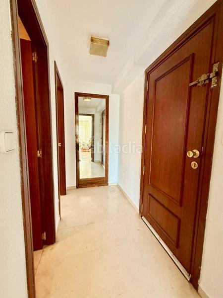 Foto 14d01651-c2b4-46c7-96ca-348fb5891611. Apartamento chollo!! edificio gemelos 2 dorm. originales, esquina, amplio, gran terraza parking com. vistas y cerca playa levante y centro en Benidorm