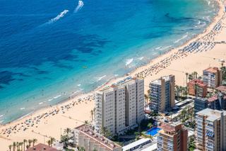Ático en Playa Poniente. Áticos de lujo en benidorm con inolvidables vistas al mar y a la