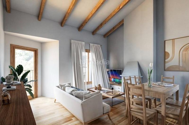 Foto b622e487-76bd-49bb-95c2-a674205b8159. Casa adossada amb aparcament piscina a Relleu