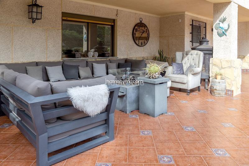 Foto 6622154a-c10f-49d6-ba38-f18b51f9dcd5. Chalet en Pueblo-Ubanizaciones Alfàs del Pi (l´)