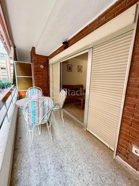 Foto 4b646b83-c3f5-44f2-a615-ad896a98ebbf. Apartamento amplio apartamento de 4 dormitorios en el centro , a solo 150 metros del mar en Benidorm