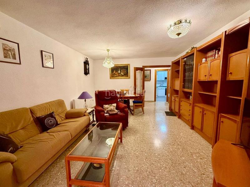 Foto 9f90c8ef-be11-4b65-9040-73a937494a22. Apartamento amplio apartamento de 4 dormitorios en el centro , a solo 150 metros del mar en Benidorm