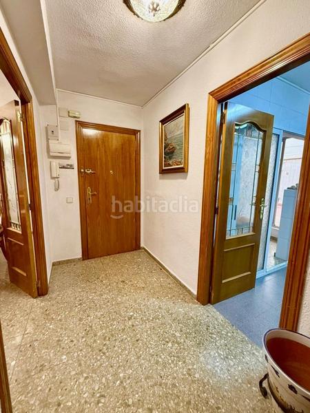 Foto a03511c0-4a03-4e01-a9ed-18e7ad78ca4f. Apartamento amplio apartamento de 4 dormitorios en el centro , a solo 150 metros del mar en Benidorm