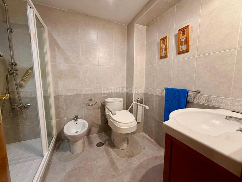 Foto ef7a3c30-19bf-49ad-a471-dab4d313fdec. Apartamento amplio apartamento de 4 dormitorios en el centro , a solo 150 metros del mar en Benidorm