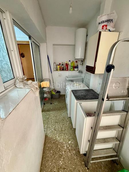 Foto fda71c07-07c5-4adc-8f72-fb652504b03e. Apartamento amplio apartamento de 4 dormitorios en el centro , a solo 150 metros del mar en Benidorm