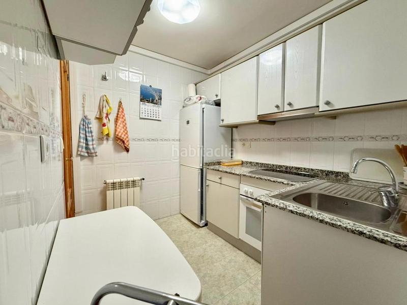 Foto 335b57e1-e12d-45b1-b9ed-97c8a2bb111b. Apartamento gran apartamento de esquina, todo exterior, con parking privado y muy cerca de la playa de levante en Benidorm