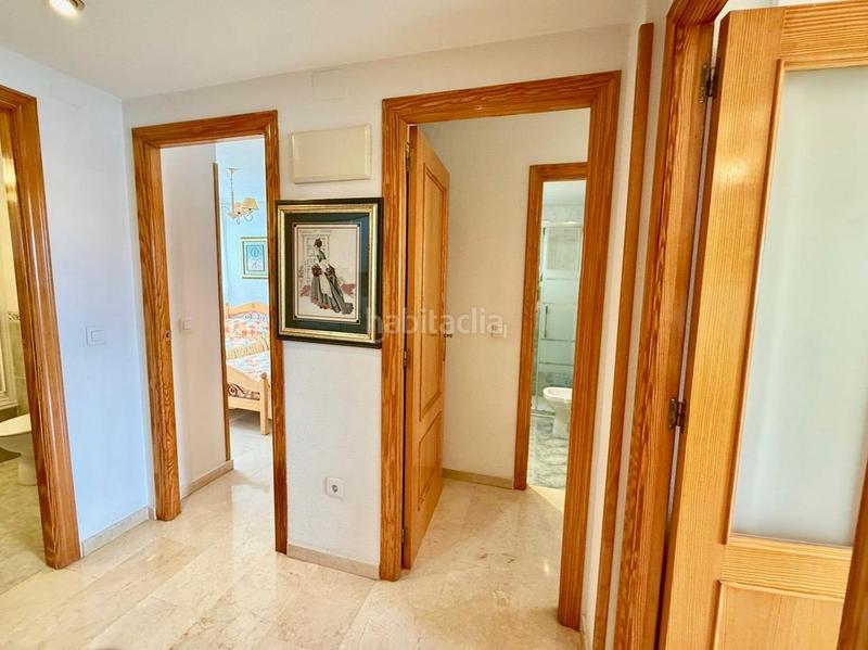Foto 6fa055de-e83c-49d0-b1fd-d989aee12671. Apartamento gran apartamento de esquina, todo exterior, con parking privado y muy cerca de la playa de levante en Benidorm