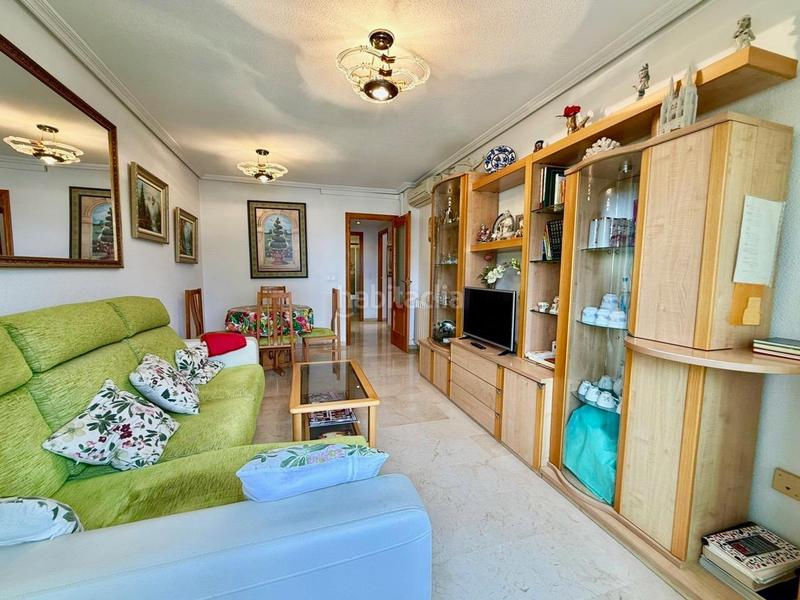 Foto df8431a8-00d9-4713-ba01-8ef741695422. Apartament amb calefacció aparcament piscina a Levante Alto Benidorm