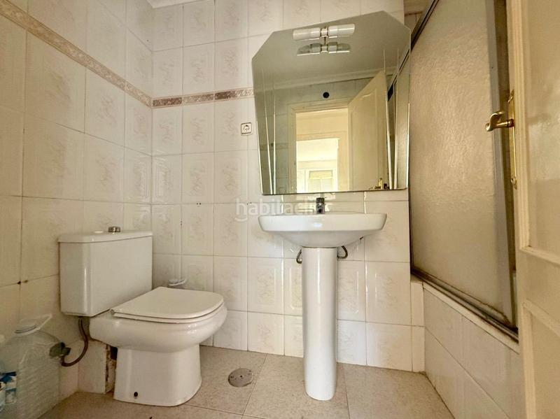 Foto d2ff8d0f-a798-4fe5-a3b9-94a1a35da3e0. Apartament amb aparcament a Juan XXIII Alicante